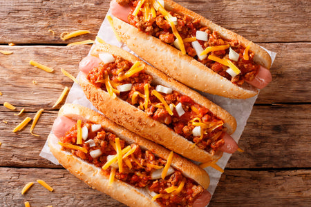LION’S MANE CRUMBLE CHILI HOTDOGS